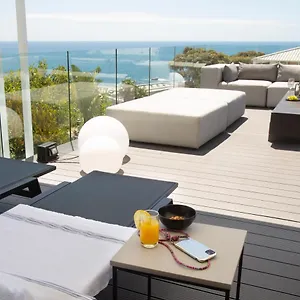 premium-cape-camps-bay-lodge.hotels-capetown.com/